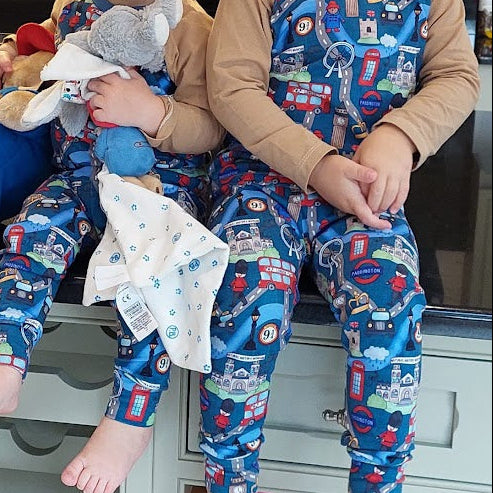 Children's Pyjamas-PJs-top and leggings set 0-8yr Visit to London