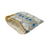 Travel Pouch Ianthe Nouveau