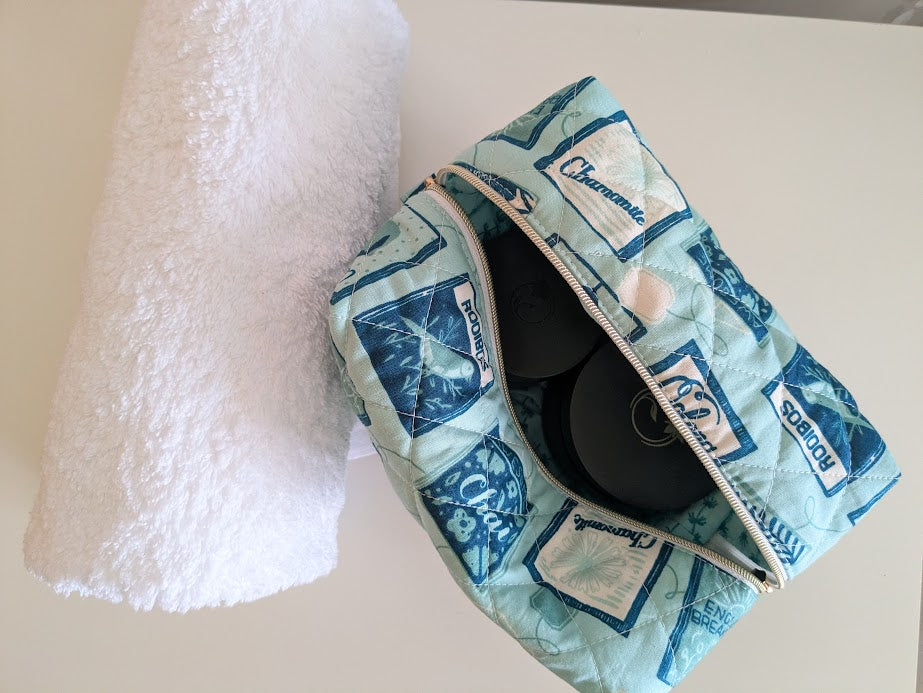 Boxy Quilted Zippered Pouch Green Tea