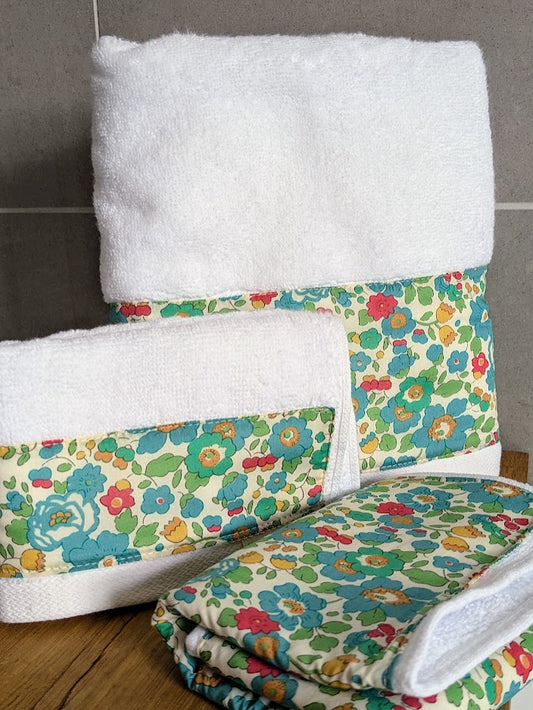 White cotton Face Cloth finished with Liberty Tana Lawn Betsy Green